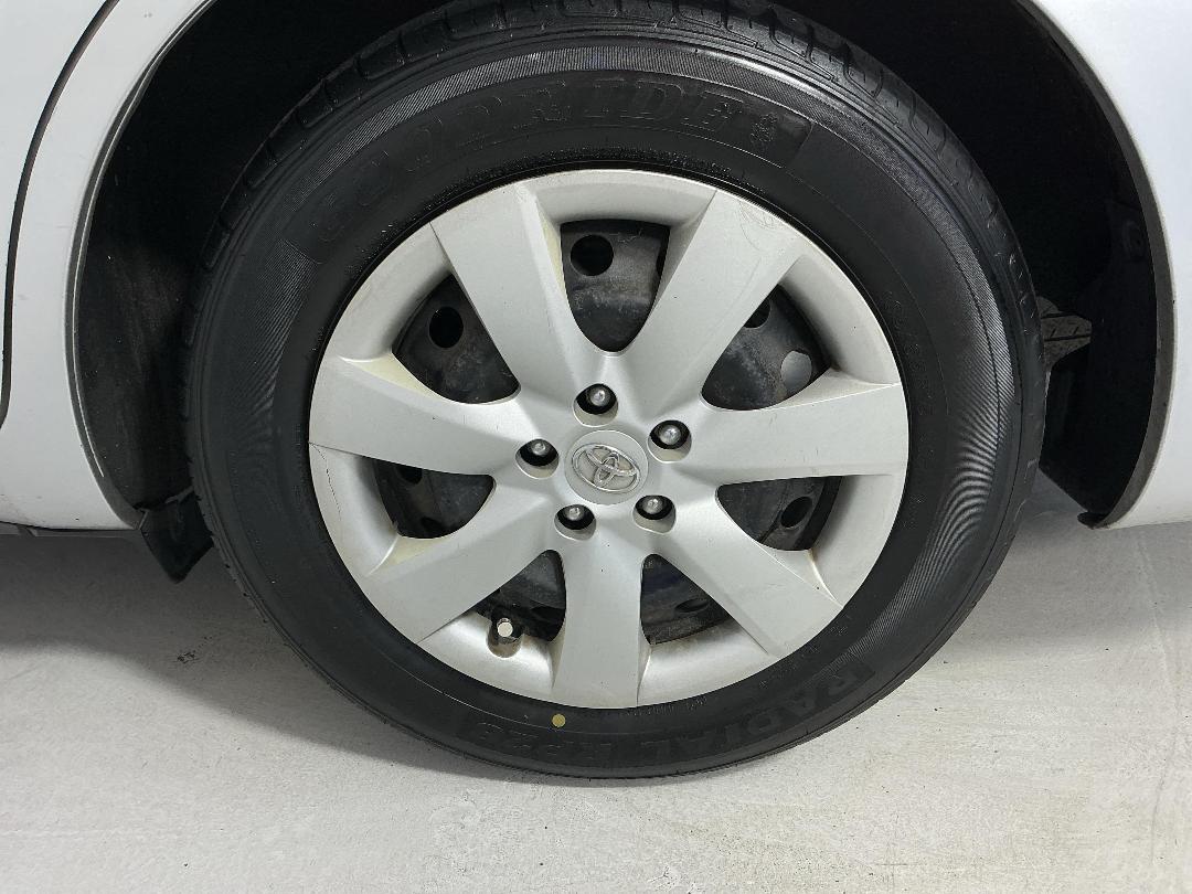 Photo '11' of Toyota Wish