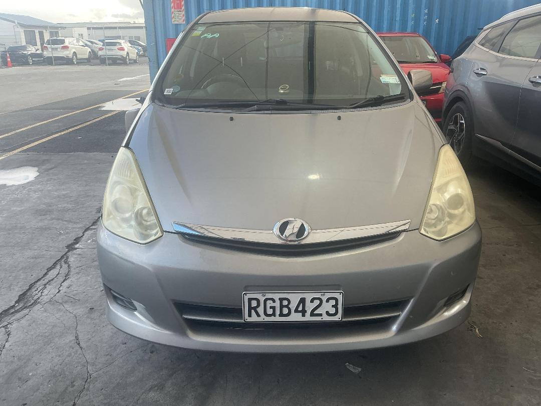 Photo '6' of Toyota Wish Photo '6' of Toyota Wish