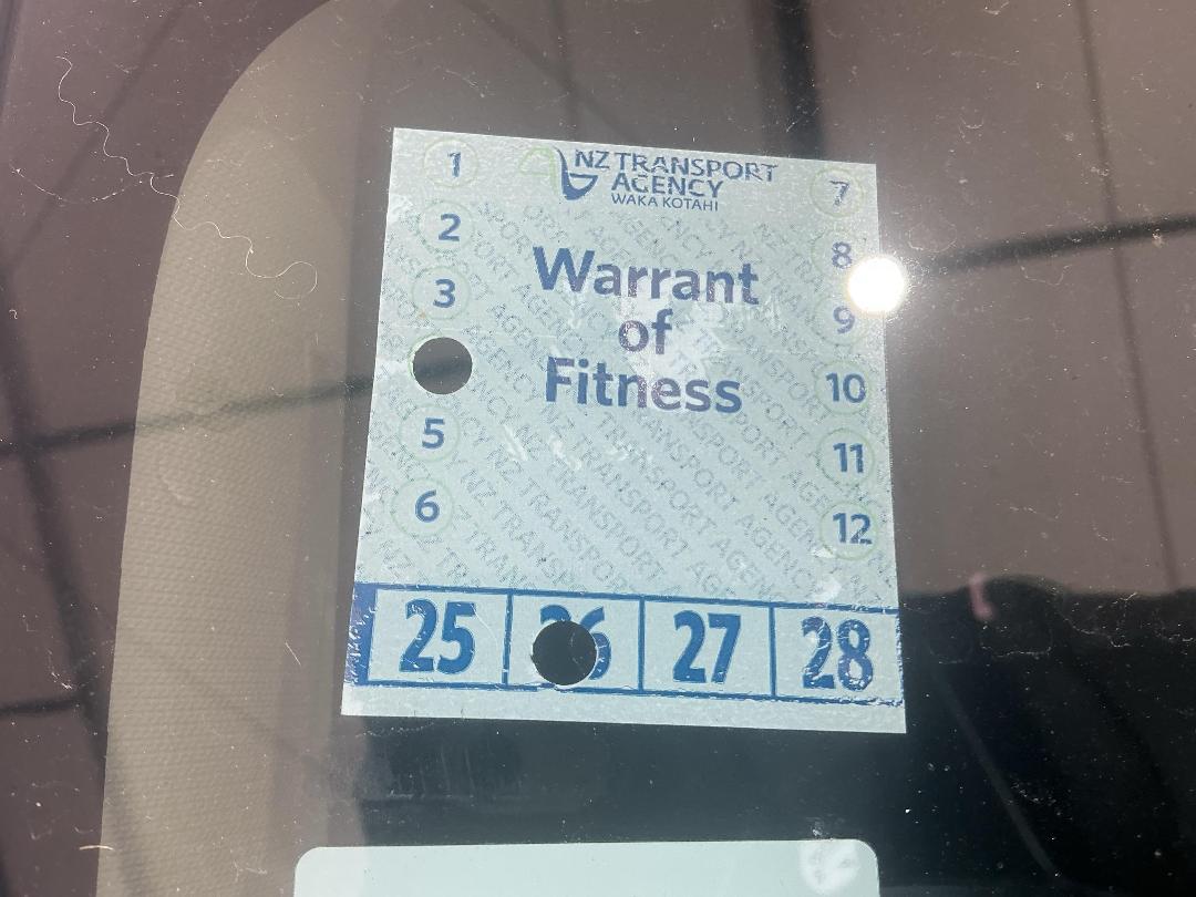 Photo '30' of Toyota Wish Photo '30' of Toyota Wish