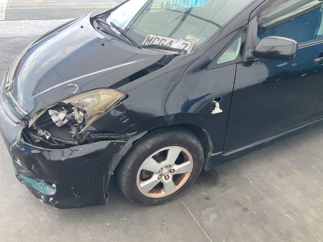 Photo '9' of Toyota Wish Photo '9' of Toyota Wish