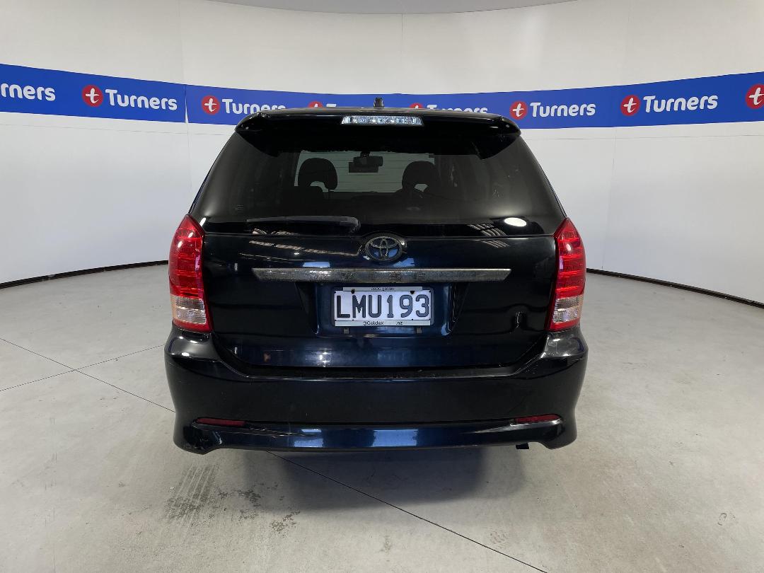 Photo '5' of Toyota Wish