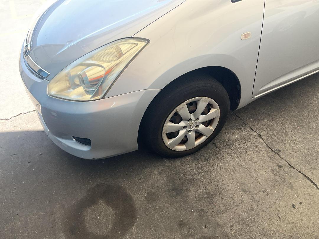 Photo '7' of Toyota Wish