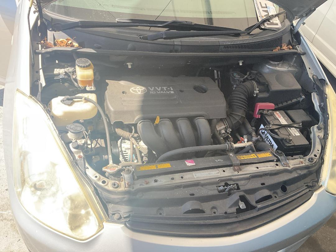 Photo '16' of Toyota Wish