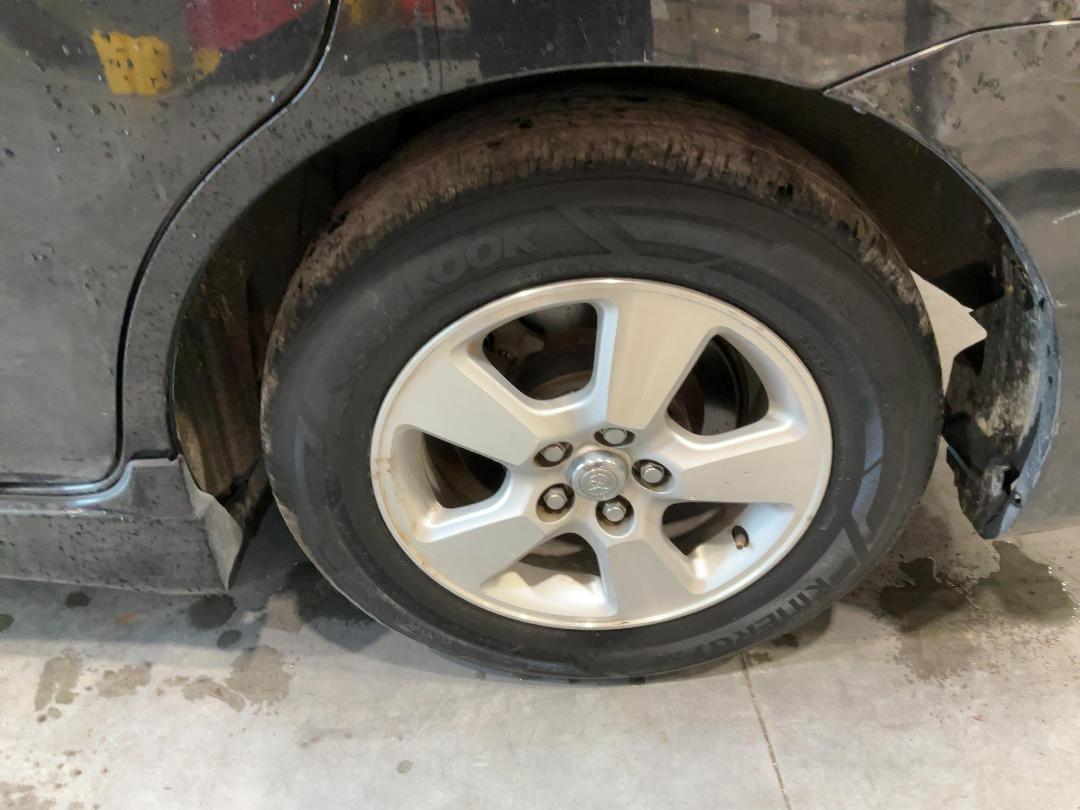 Photo '16' of Toyota Wish