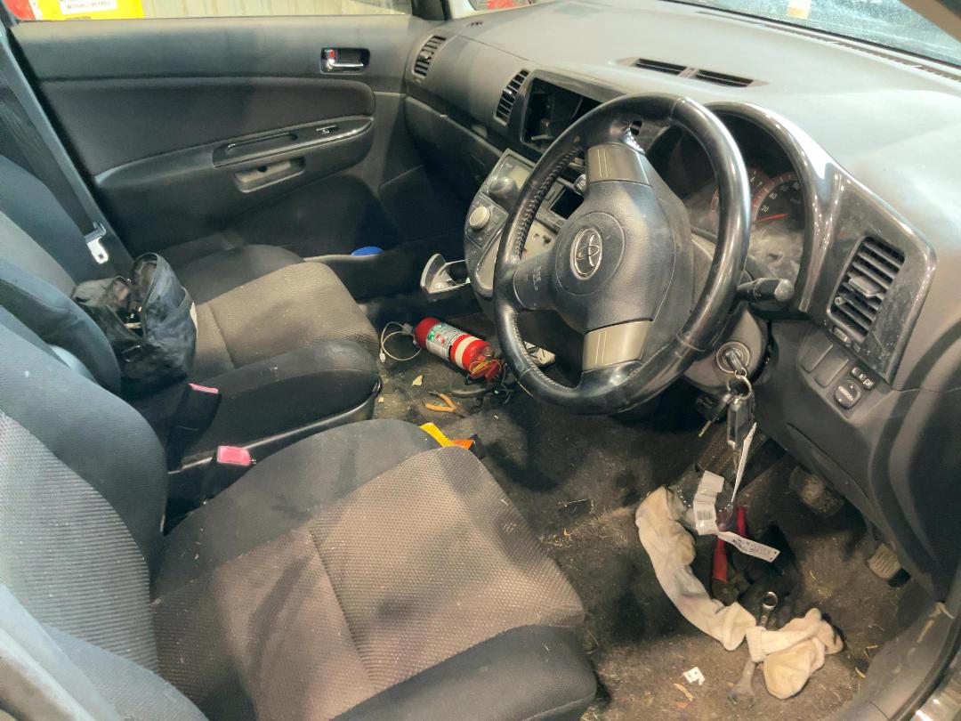 Photo '9' of Toyota Wish