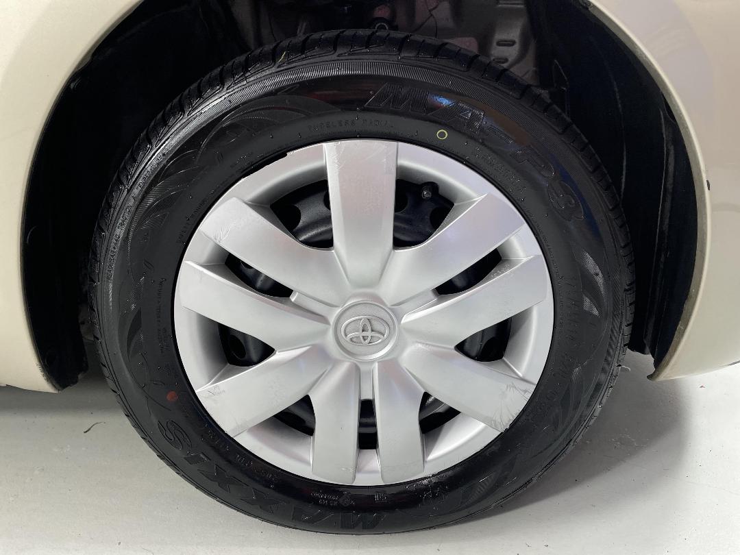 Photo '9' of Toyota Yaris