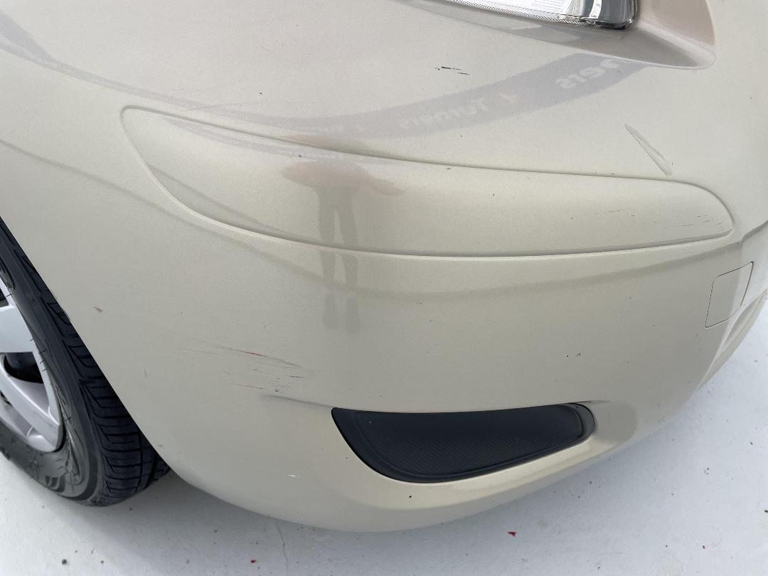 Photo '24' of Toyota Yaris