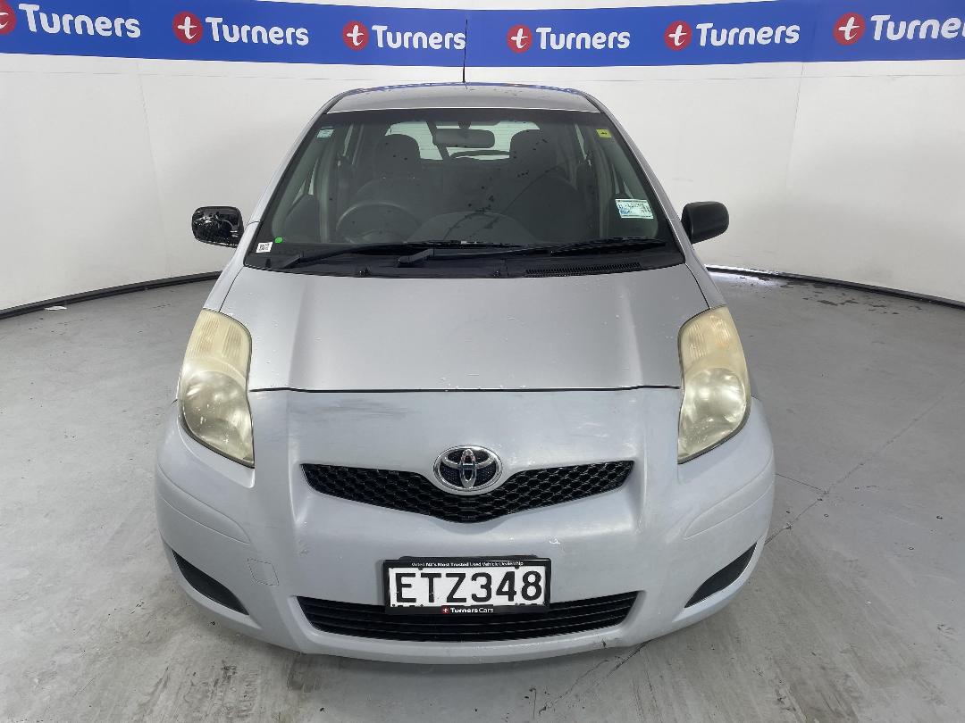 Photo '2' of Toyota Yaris