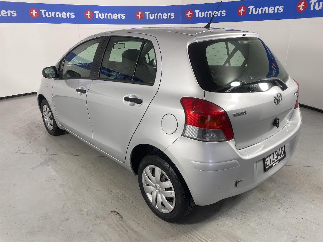 Photo '5' of Toyota Yaris