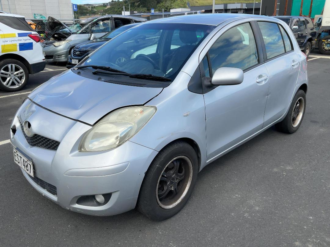 Photo '3' of Toyota Yaris Photo '3' of Toyota Yaris