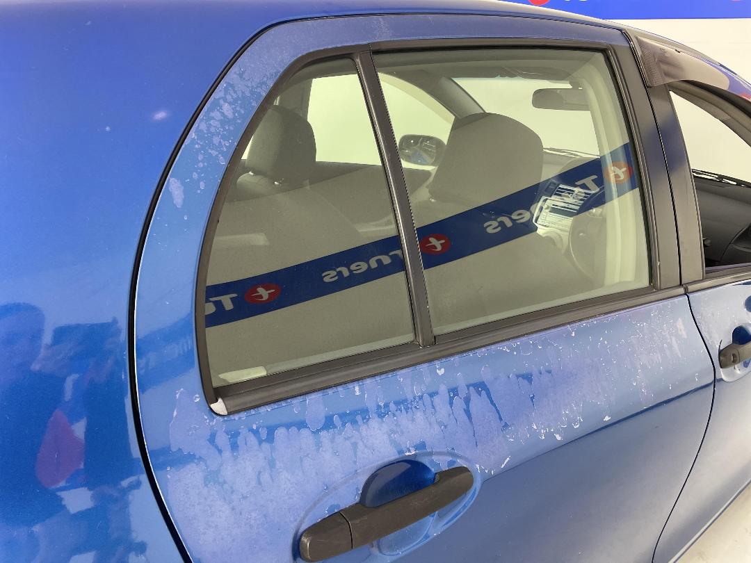 Photo '25' of Toyota Yaris