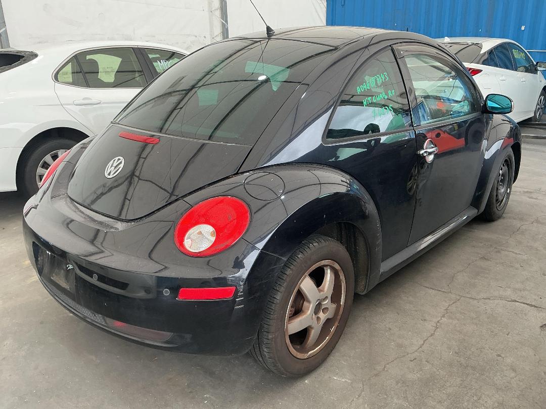 Photo '6' of Volkswagen Beetle Photo '6' of Volkswagen Beetle