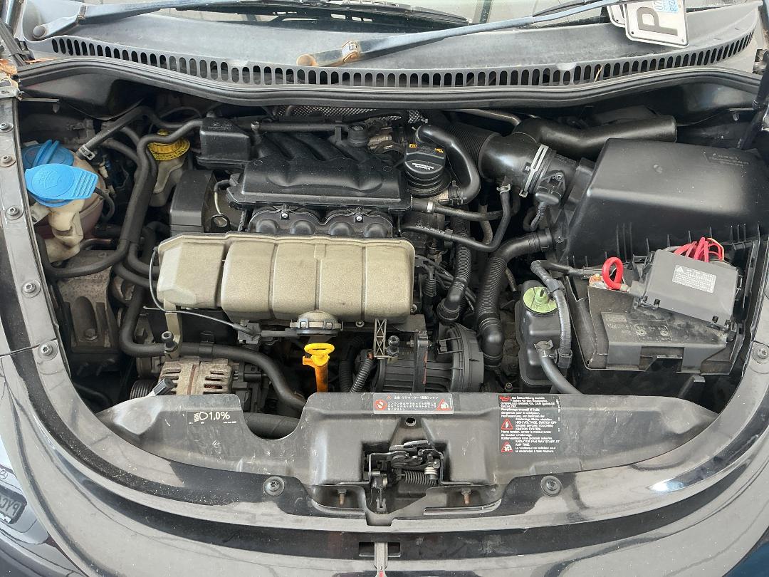 Photo '15' of Volkswagen Beetle Photo '15' of Volkswagen Beetle