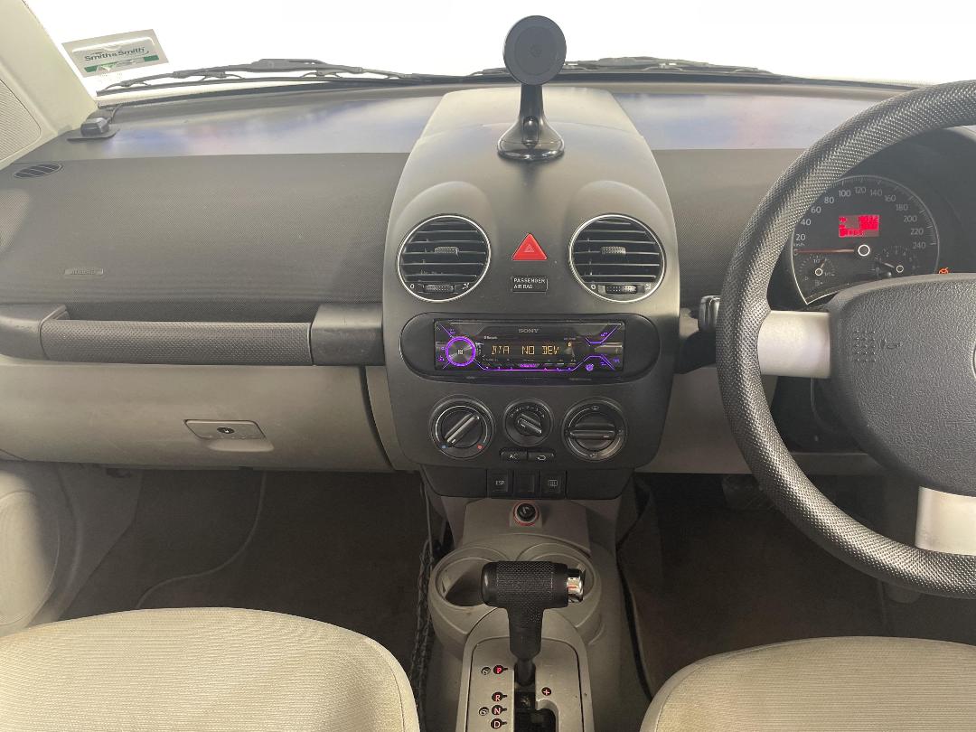 Photo '18' of Volkswagen Beetle