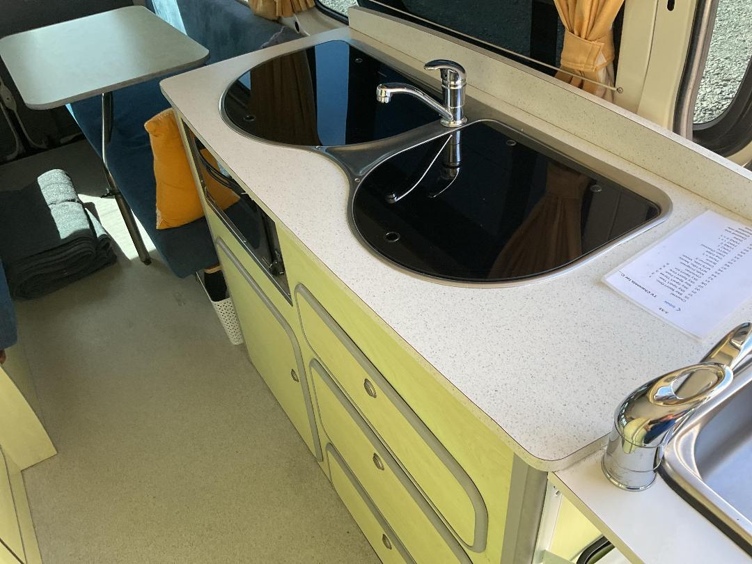 Photo '16' of Volkswagen Crafter 35 LWB 80 6M Bus