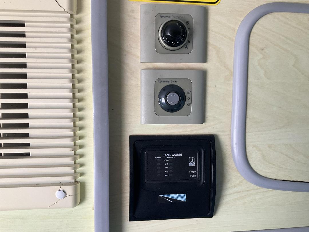 Photo '21' of Volkswagen Crafter 35 LWB 80 6M Bus