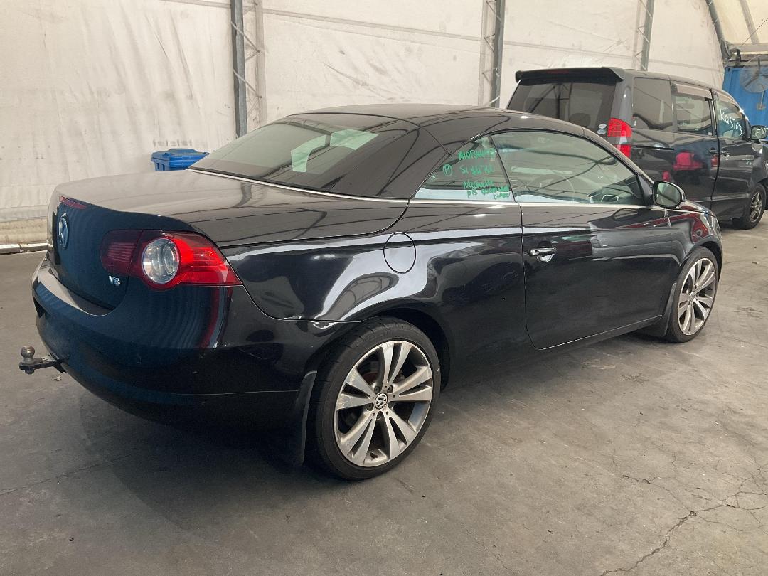 Photo '4' of Volkswagen EOS V6