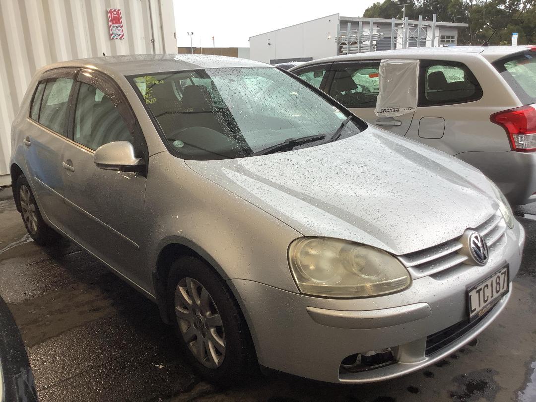 Photo '2' of Volkswagen Golf Photo '2' of Volkswagen Golf