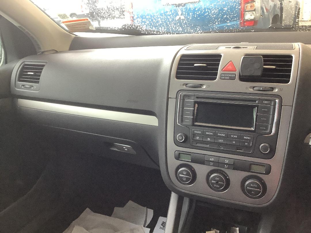 Photo '14' of Volkswagen Golf Photo '14' of Volkswagen Golf