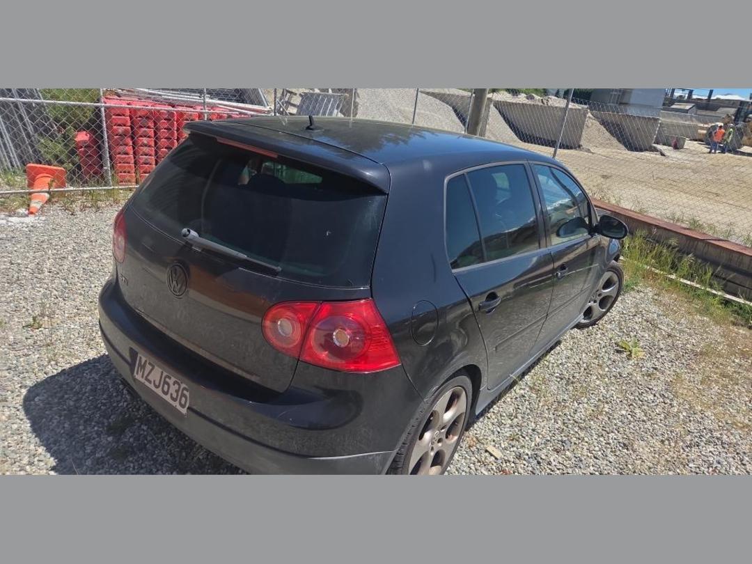 Photo '7' of Volkswagen Golf GTI