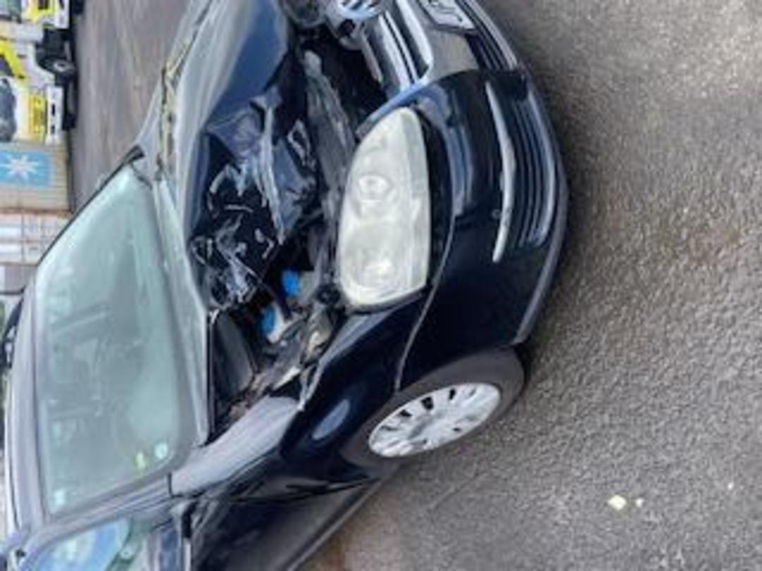 Photo '10' of Volkswagen Golf Photo '10' of Volkswagen Golf