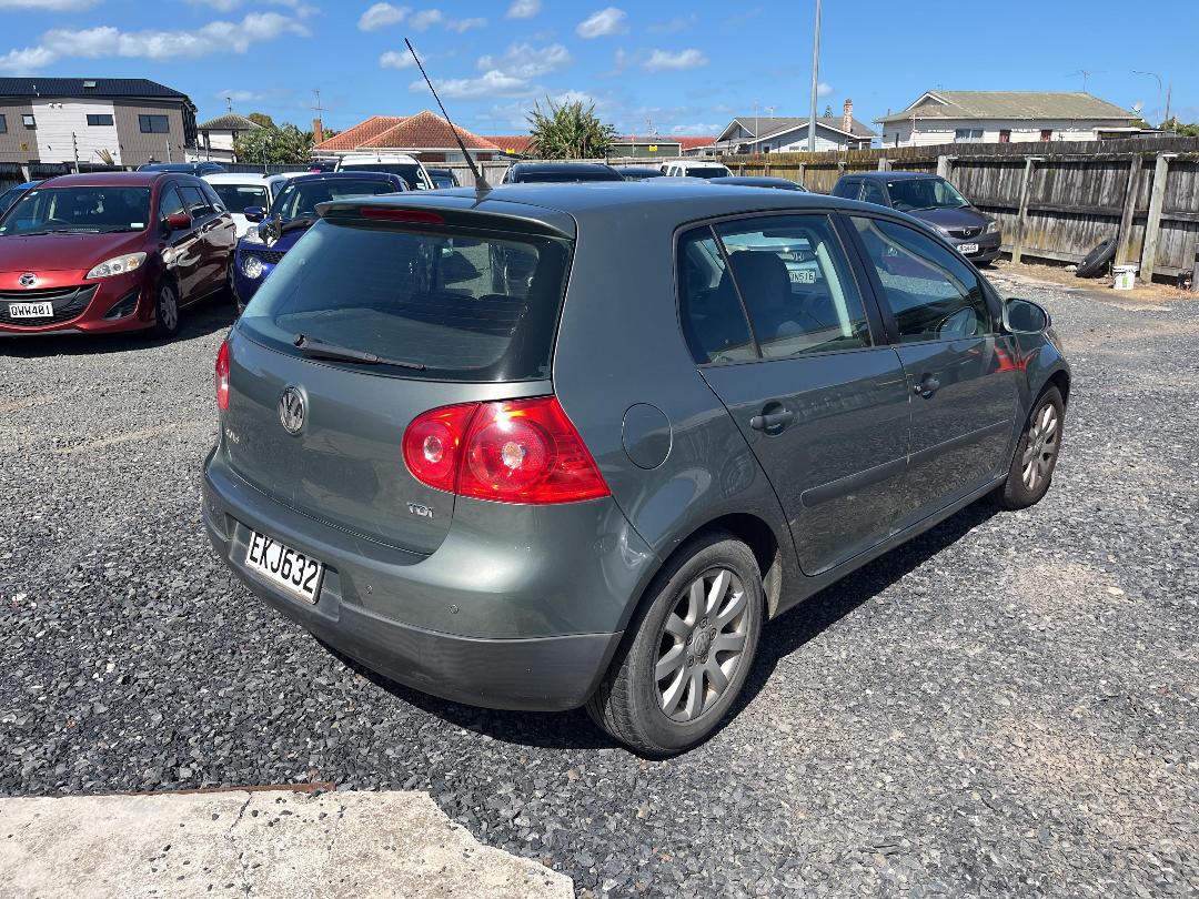 Photo '5' of Volkswagen Golf TDI