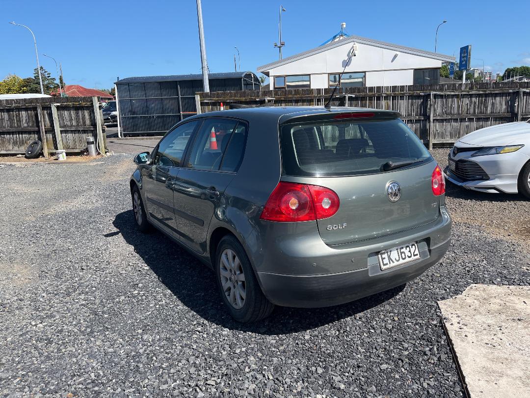 Photo '7' of Volkswagen Golf TDI