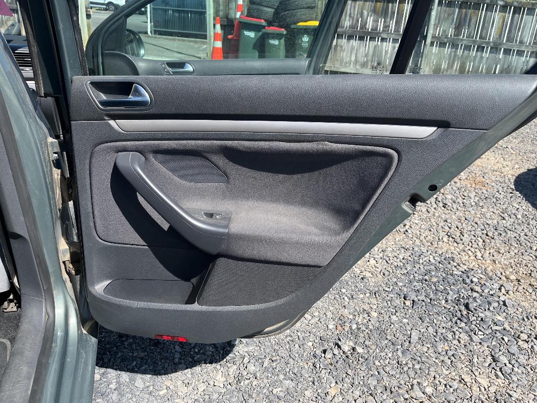 Photo '13' of Volkswagen Golf TDI