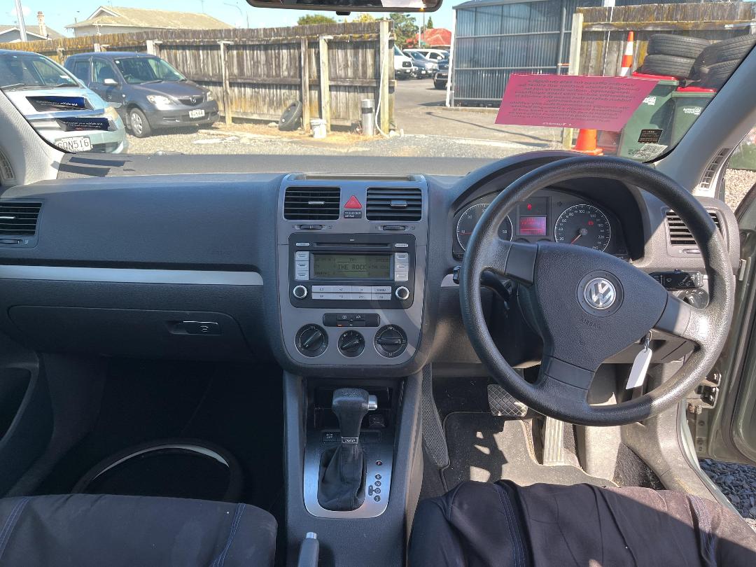 Photo '15' of Volkswagen Golf TDI