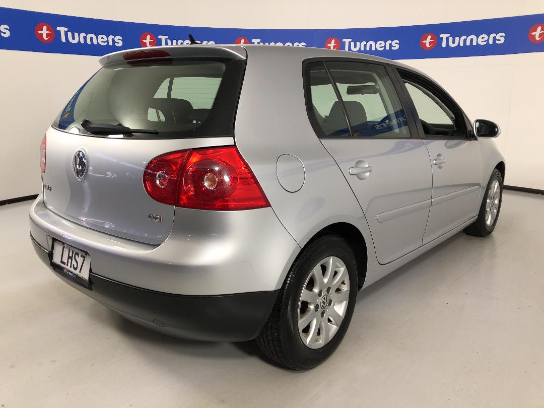 Photo '7' of Volkswagen Golf