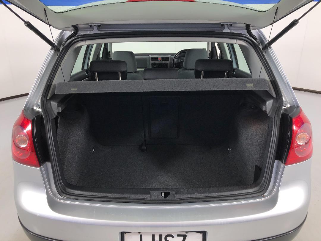 Photo '14' of Volkswagen Golf