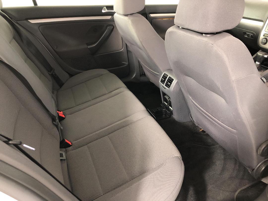 Photo '20' of Volkswagen Golf