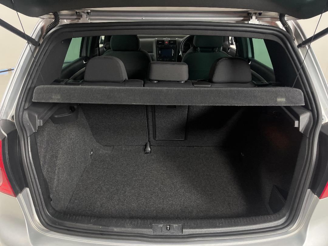 Photo '14' of Volkswagen Golf