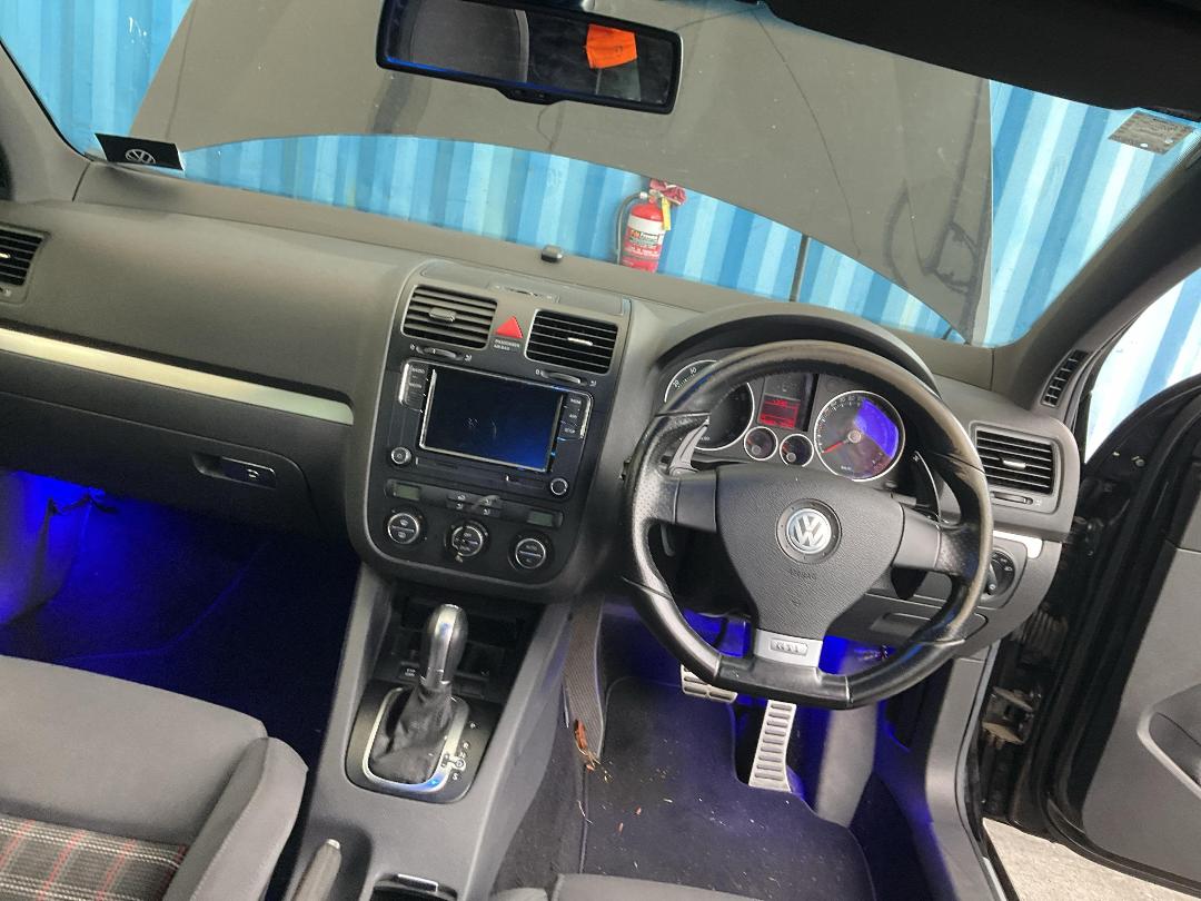 Photo '22' of Volkswagen Golf GTI Photo '22' of Volkswagen Golf GTI