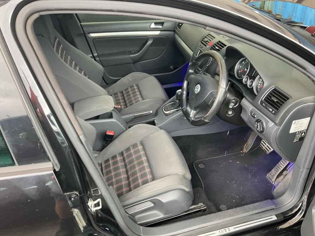 Photo '20' of Volkswagen Golf GTI Photo '20' of Volkswagen Golf GTI