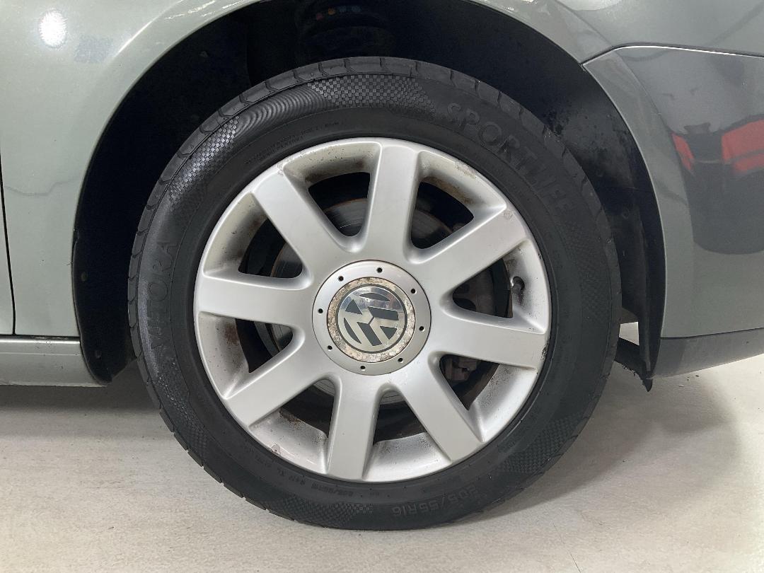 Photo '9' of Volkswagen Golf