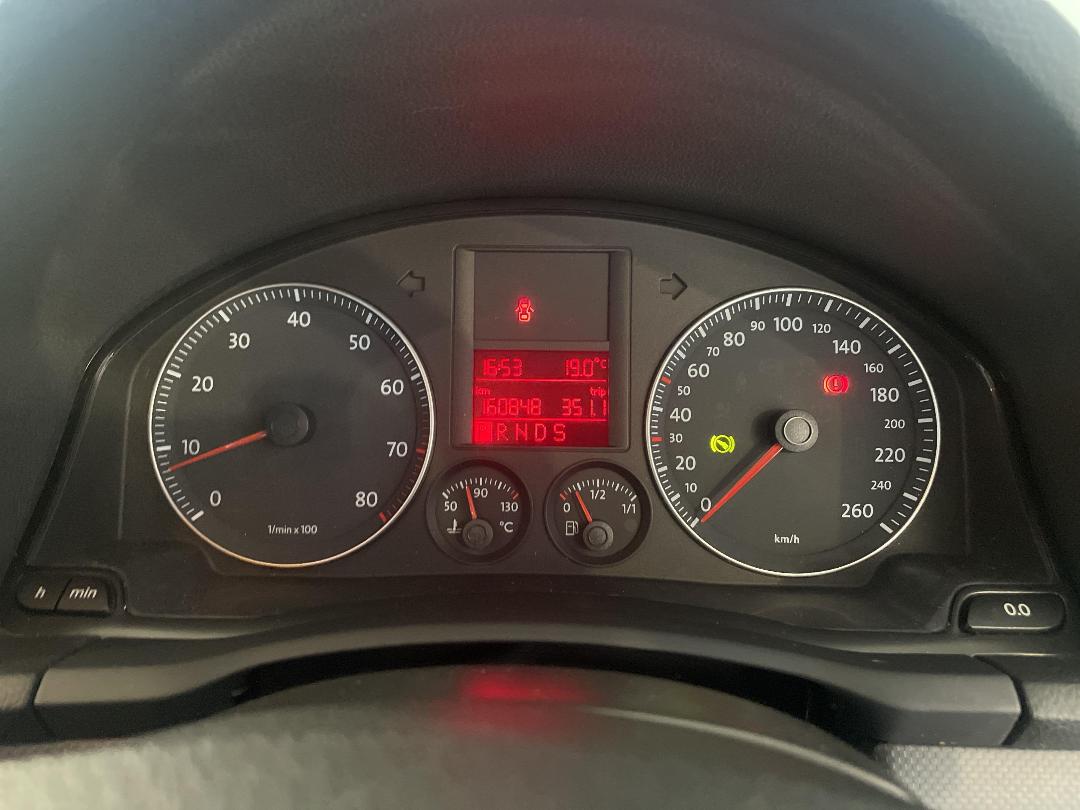 Photo '21' of Volkswagen Golf