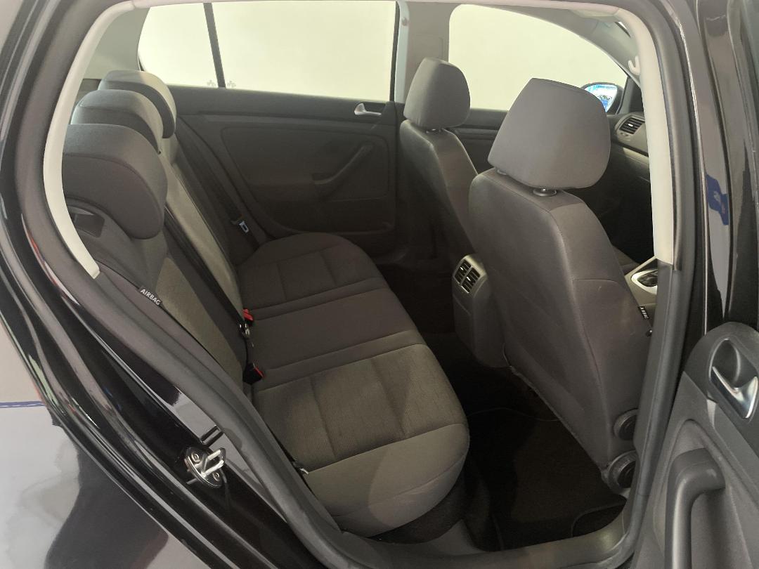 Photo '20' of Volkswagen Golf