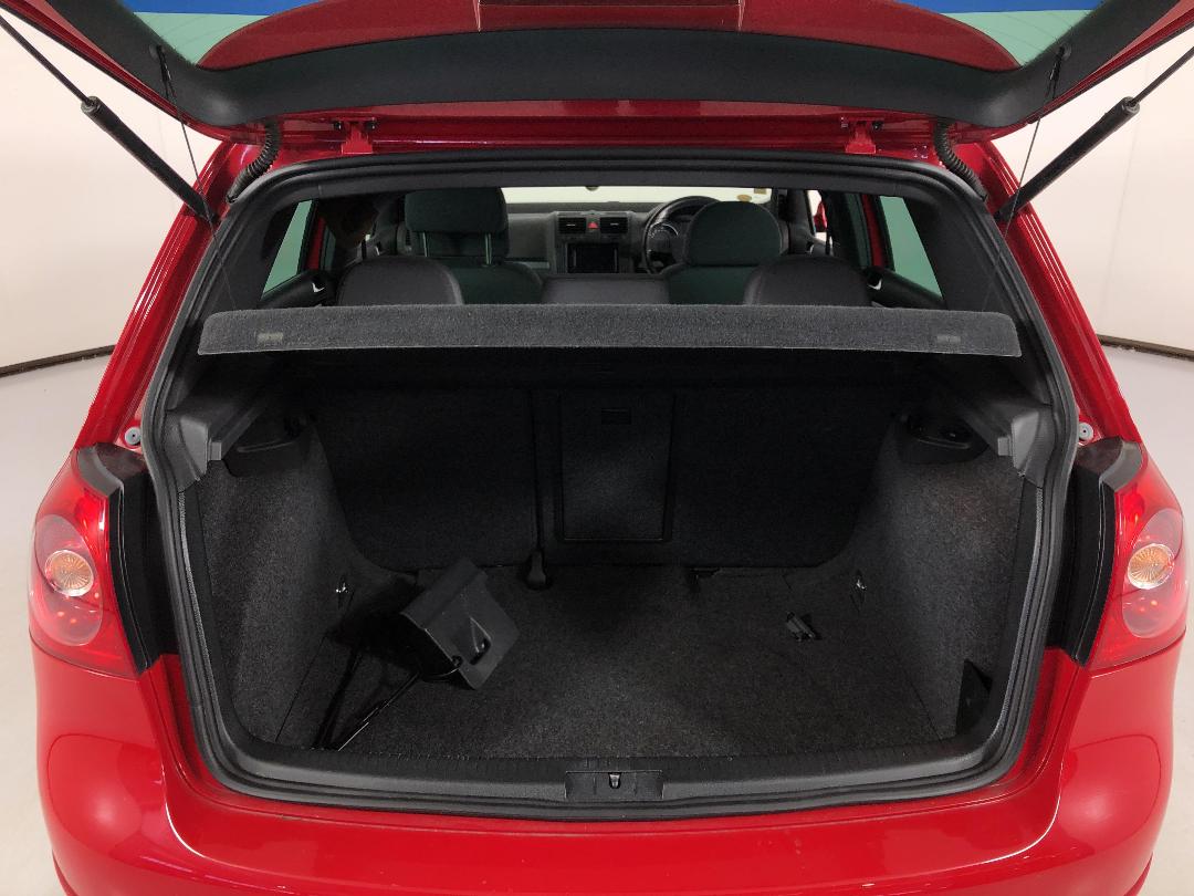 Photo '14' of Volkswagen Golf Photo '14' of Volkswagen Golf