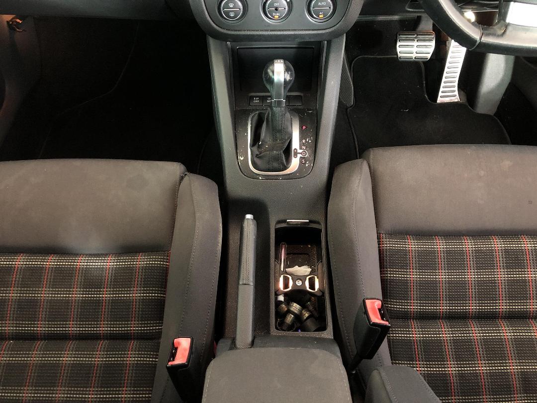 Photo '18' of Volkswagen Golf Photo '18' of Volkswagen Golf