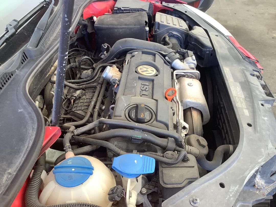 Photo '21' of Volkswagen Golf TSI