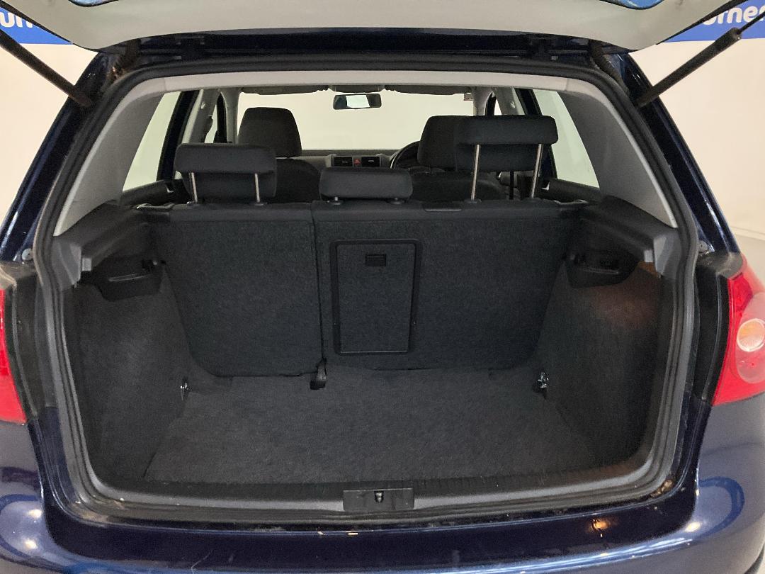 Photo '14' of Volkswagen Golf Photo '14' of Volkswagen Golf