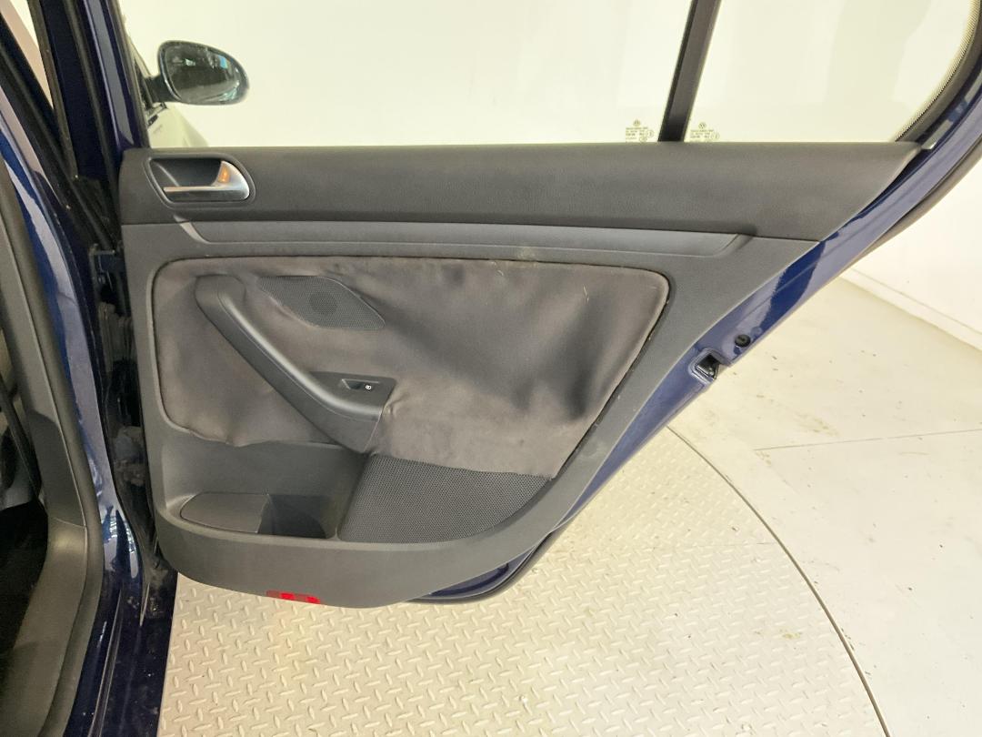 Photo '19' of Volkswagen Golf Photo '19' of Volkswagen Golf