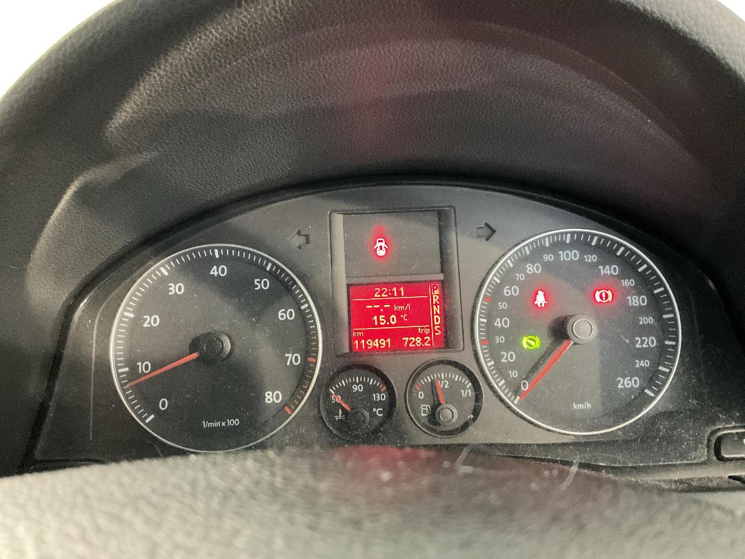 Photo '21' of Volkswagen Golf Photo '21' of Volkswagen Golf