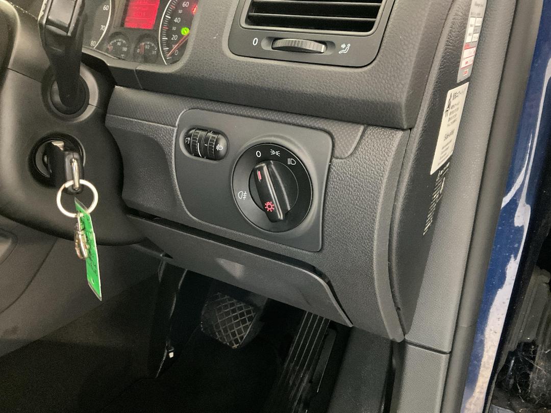 Photo '24' of Volkswagen Golf Photo '24' of Volkswagen Golf