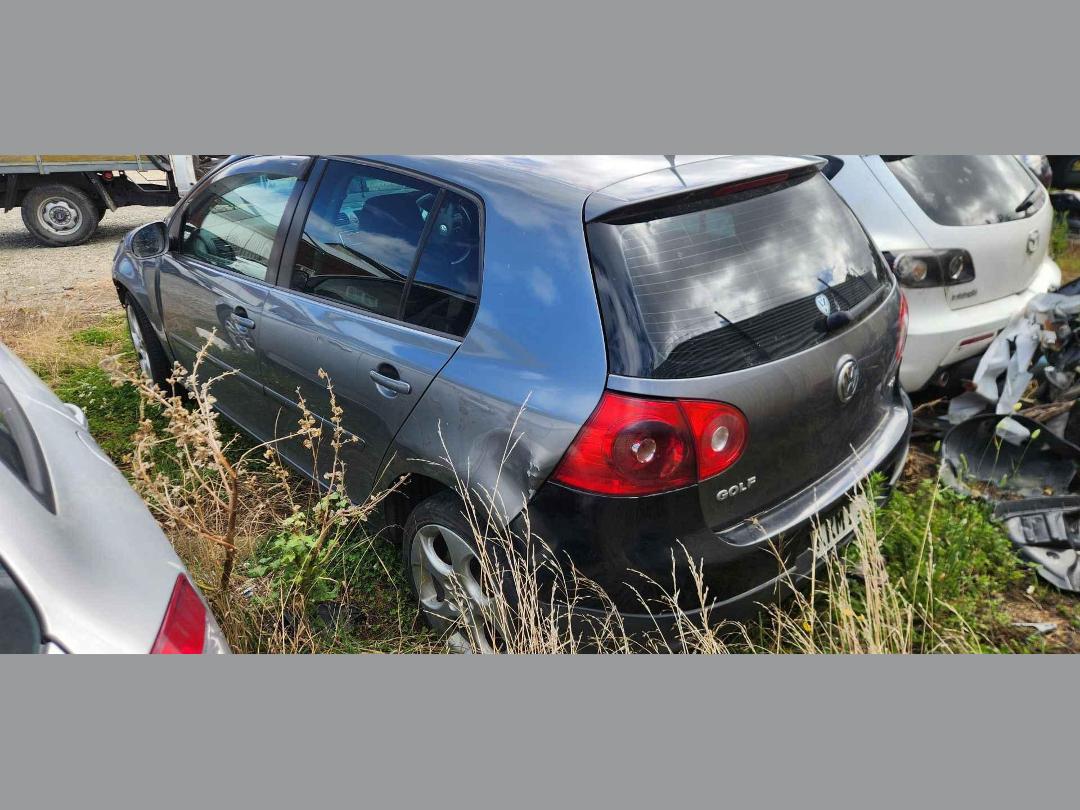 Photo '4' of Volkswagen Golf TDI