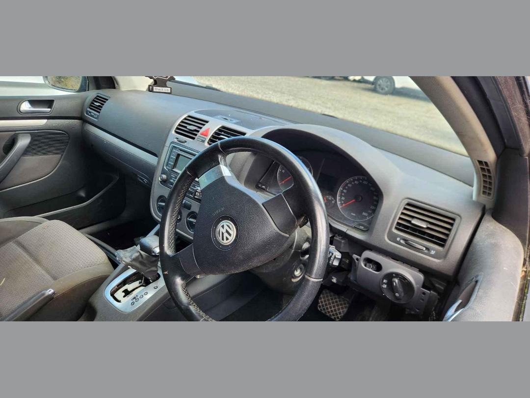 Photo '5' of Volkswagen Golf TDI