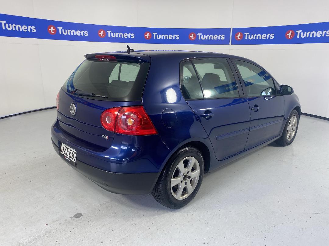 Photo '7' of Volkswagen Golf