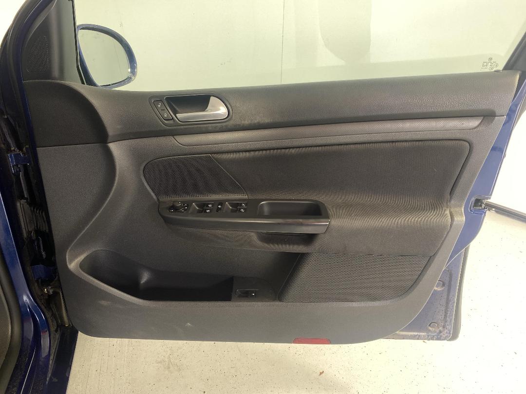 Photo '15' of Volkswagen Golf