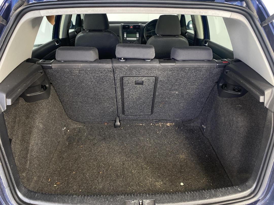 Photo '14' of Volkswagen Golf